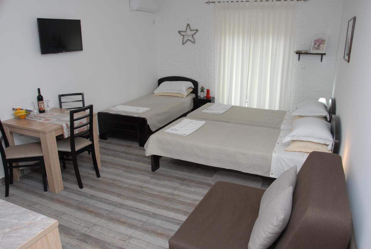 Apartments Idila Bela Crkva  Ngoại thất bức ảnh